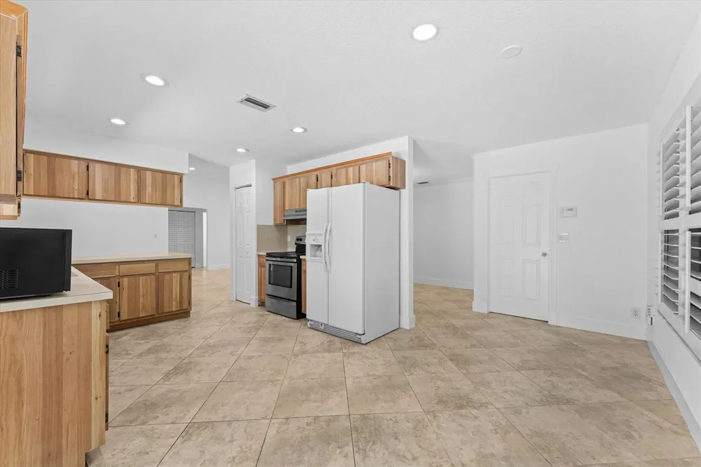 11580 NW 20TH DRIVE NW Coral Springs, FL 33071