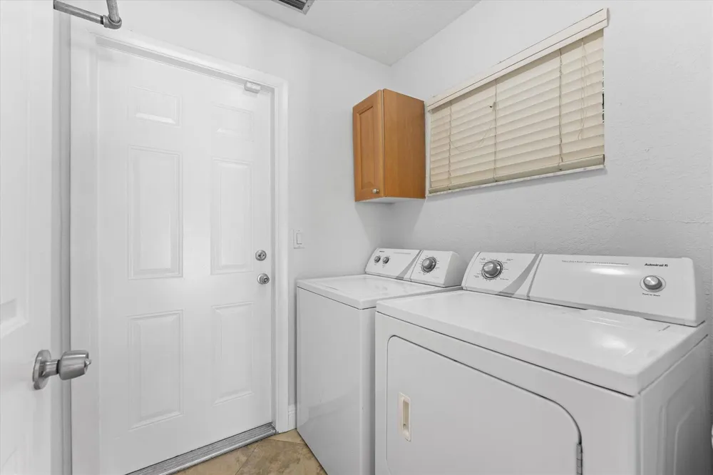 11580 NW 20TH DRIVE NW Coral Springs, FL 33071