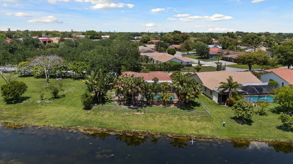 11580 NW 20TH DRIVE NW Coral Springs, FL 33071
