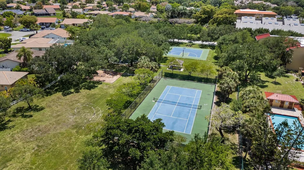 11580 NW 20TH DRIVE NW Coral Springs, FL 33071