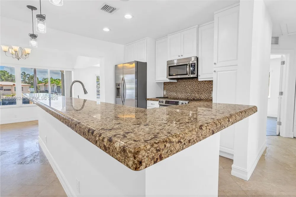 2273 SE 14th St Pompano Beach, FL 33062