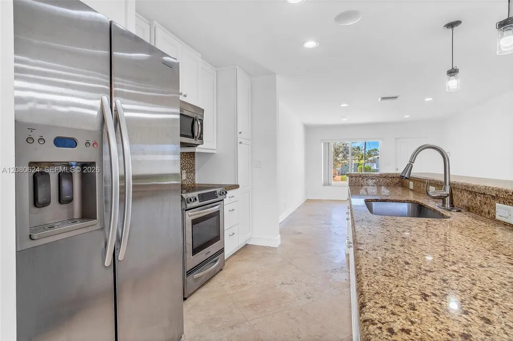 2273 SE 14th St Pompano Beach, FL 33062