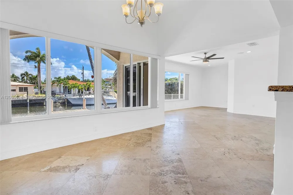 2273 SE 14th St Pompano Beach, FL 33062