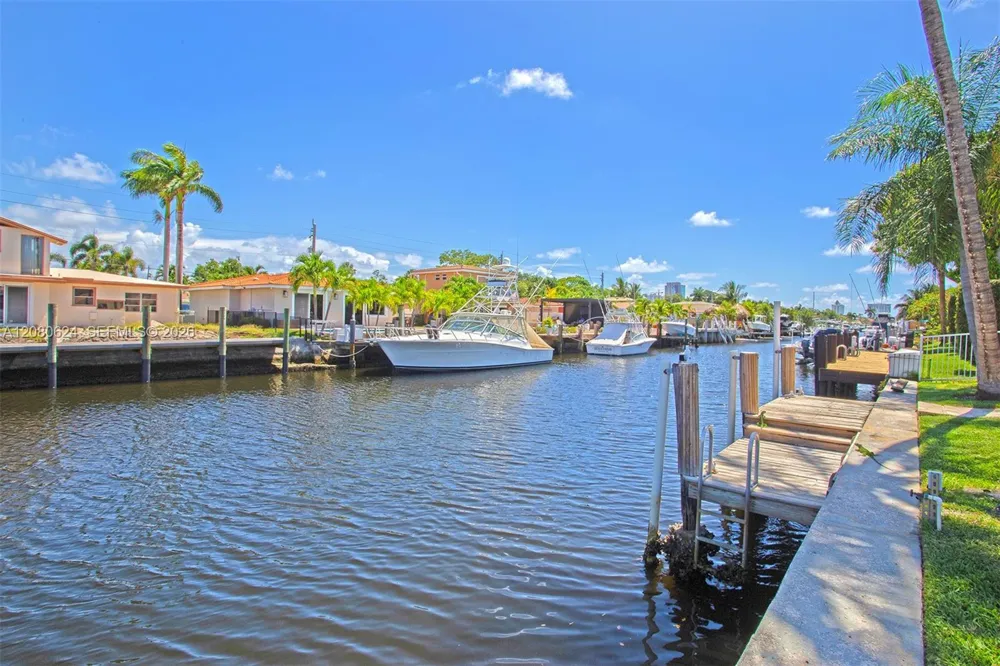 2273 SE 14th St Pompano Beach, FL 33062