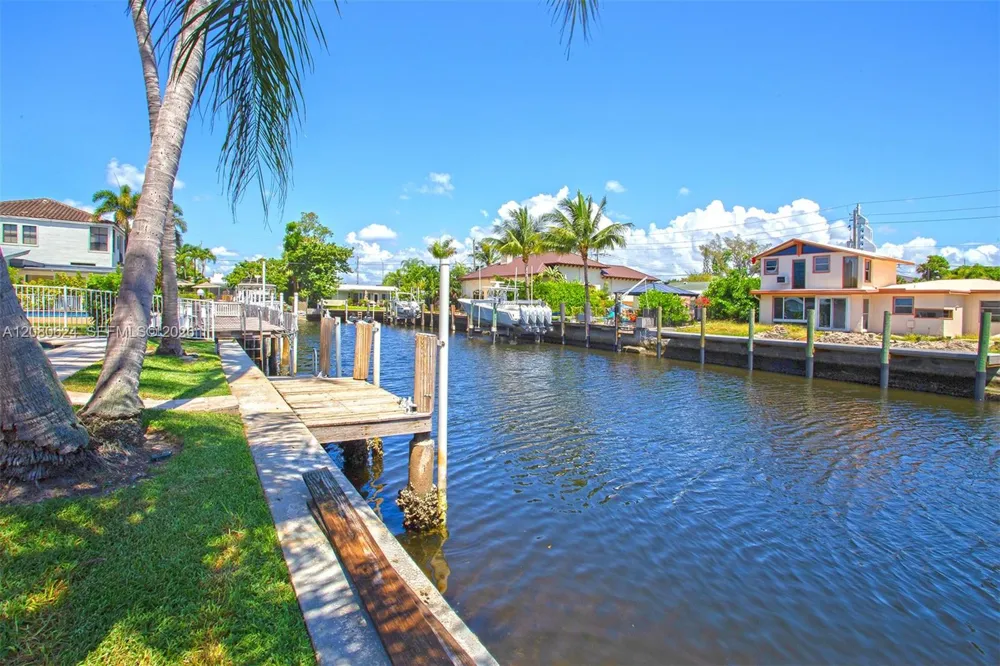 2273 SE 14th St Pompano Beach, FL 33062