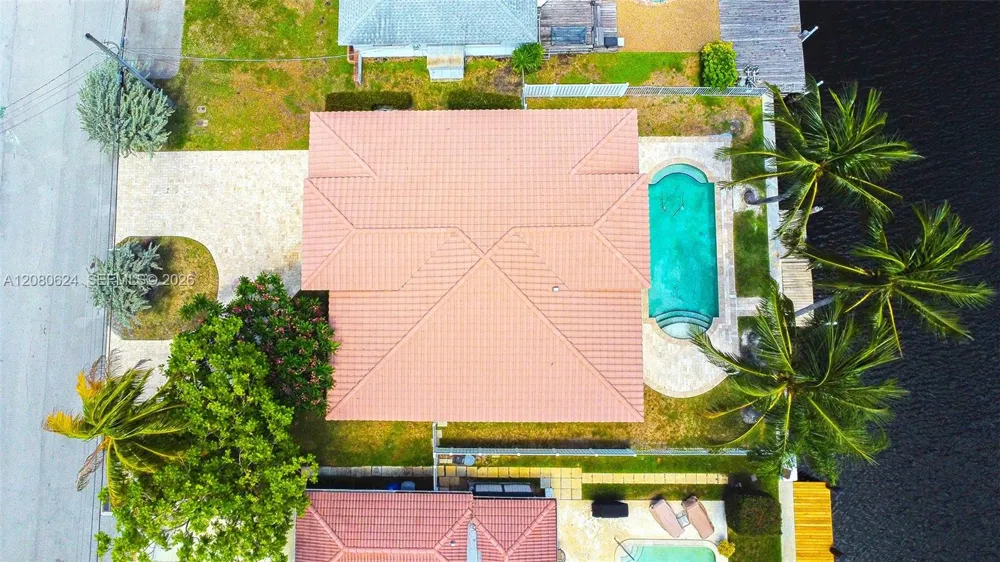 2273 SE 14th St Pompano Beach, FL 33062