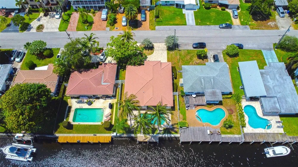 2273 SE 14th St Pompano Beach, FL 33062