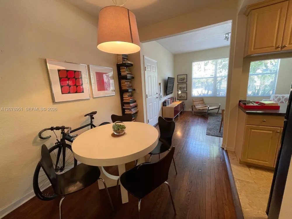 436 NE 77th St Rd #6 Miami, FL 33138