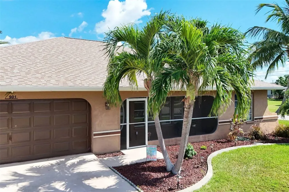 901 SW 51ST TERRACE Cape Coral, FL 33914