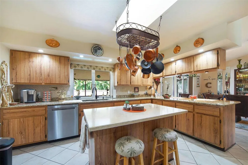 901 SW 51ST TERRACE Cape Coral, FL 33914