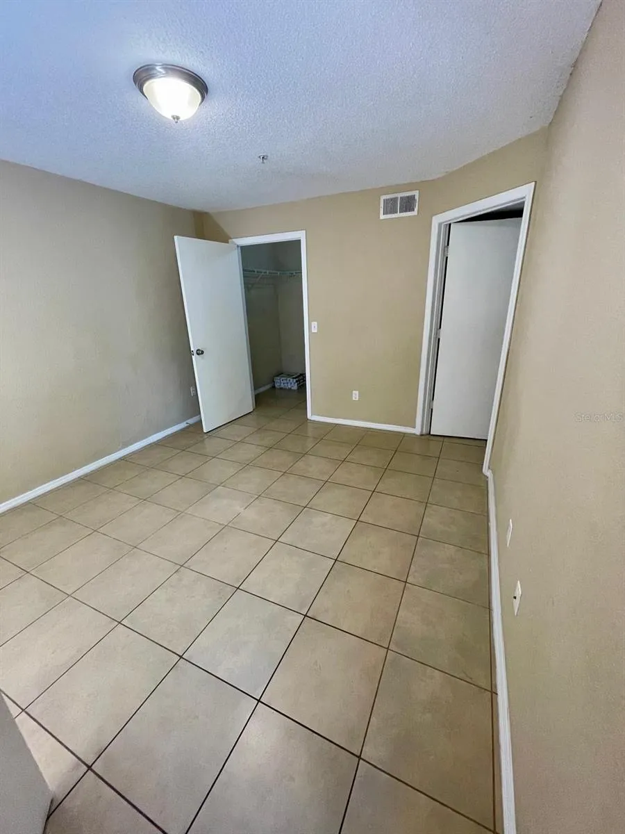 4103 TROPICAL ISLE BOULEVARD #138 Kissimmee, FL 34741