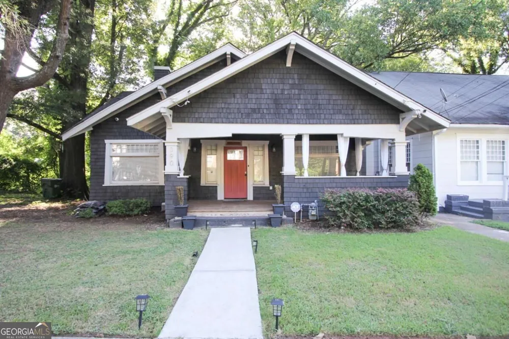 390 Holderness ST SW Atlanta, GA 30310