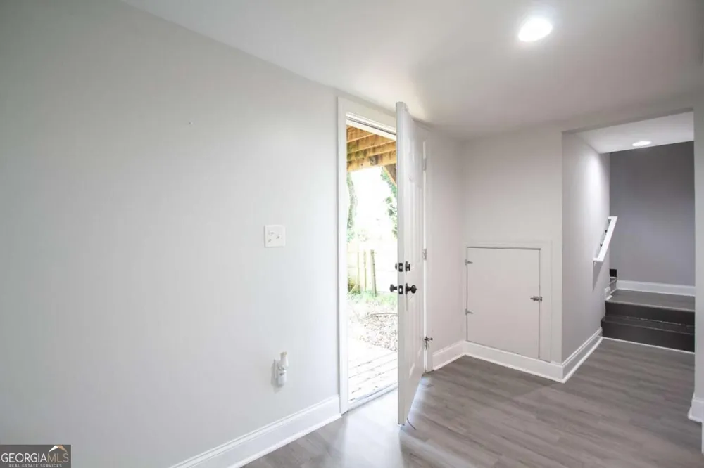 390 Holderness ST SW Atlanta, GA 30310