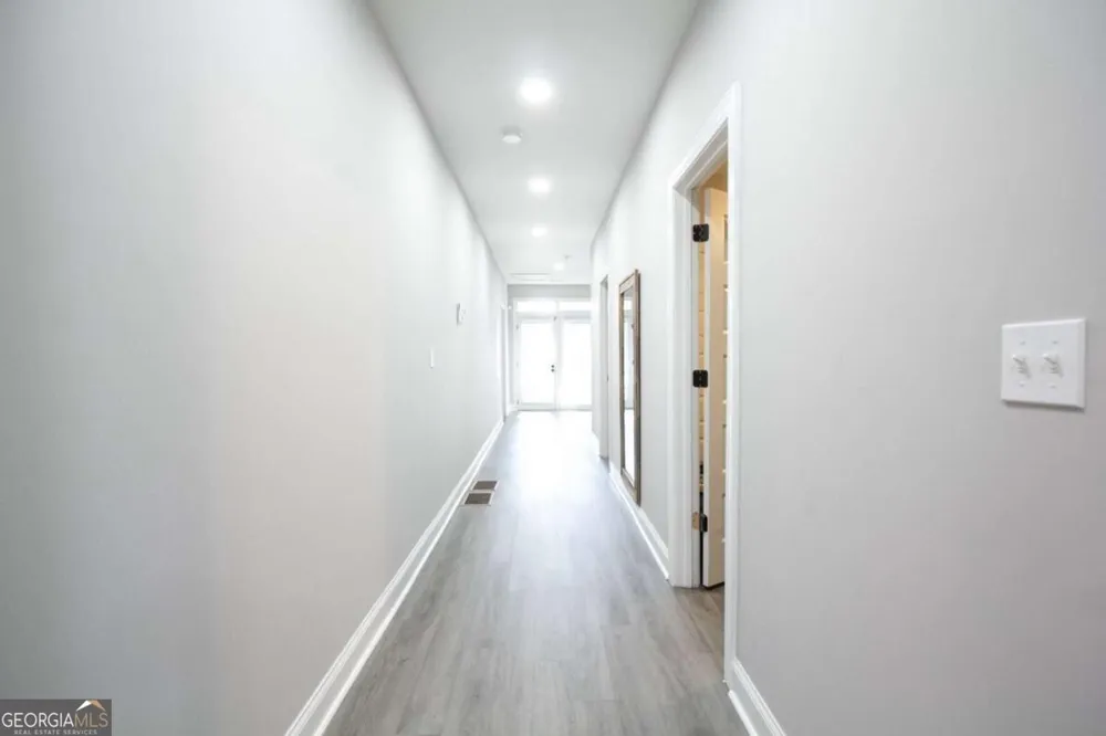 390 Holderness ST SW Atlanta, GA 30310