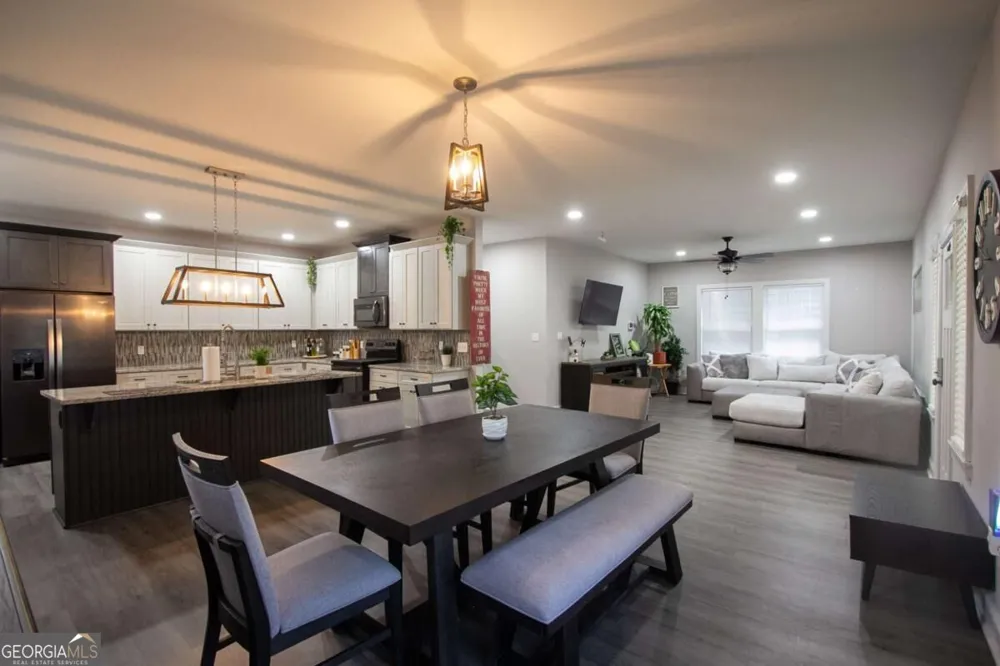 390 Holderness ST SW Atlanta, GA 30310