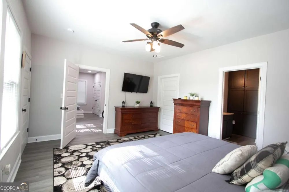 390 Holderness ST SW Atlanta, GA 30310
