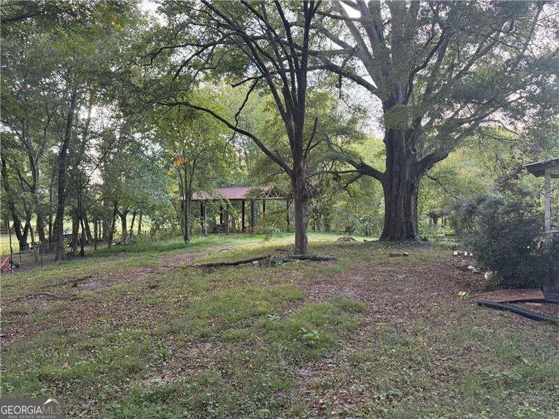 523 Old Tennessee HWY NE White, GA 30184