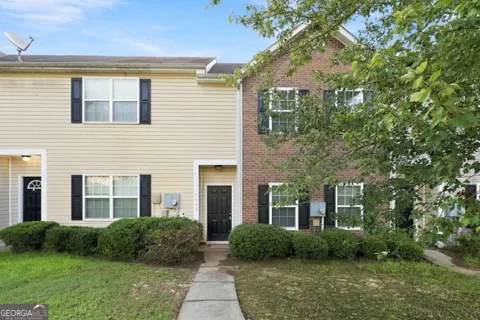 8648 Thomas LN