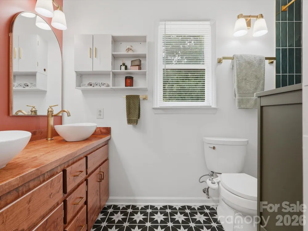 2709 Stockwood Drive Gastonia, NC 28056
