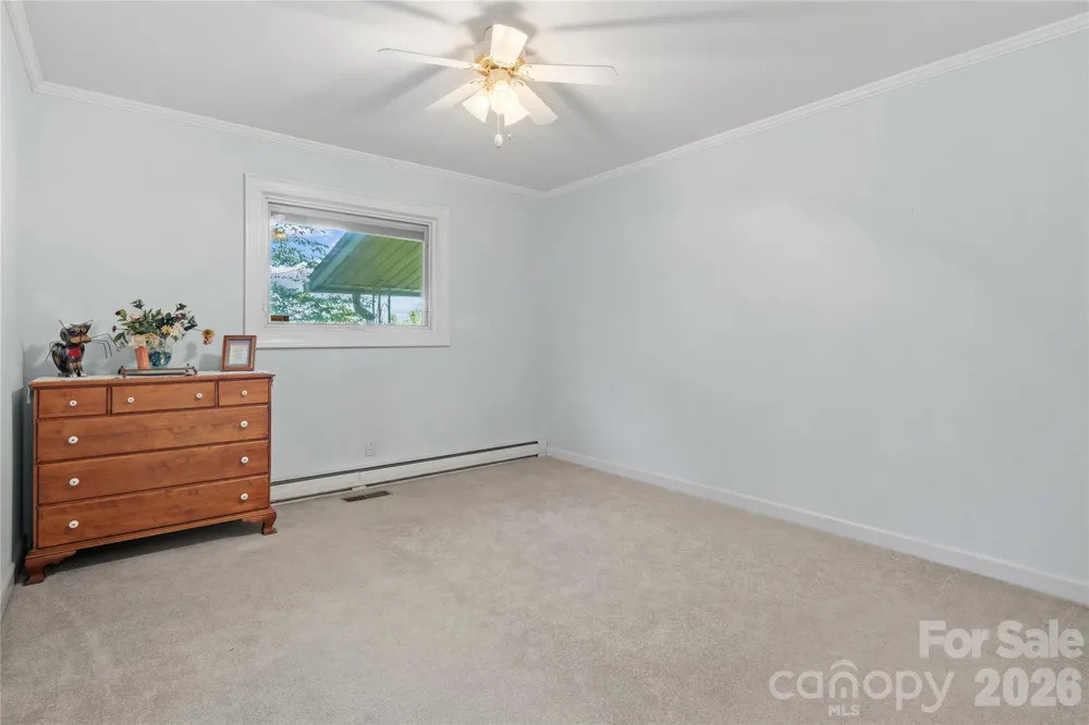 106 Holly Lane Brevard, NC 28712