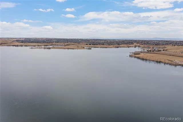 5563 S Elk Court Aurora, CO 80016
