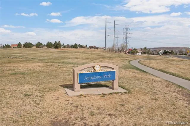5563 S Elk Court Aurora, CO 80016