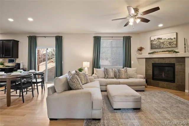 5563 S Elk Court Aurora, CO 80016