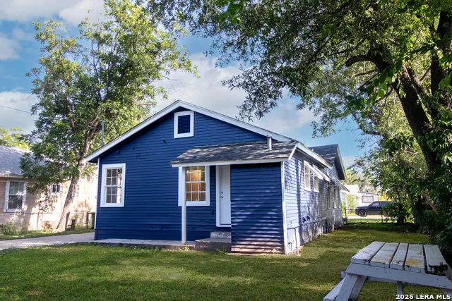 1235 Sims Ave San Antonio, TX 78225