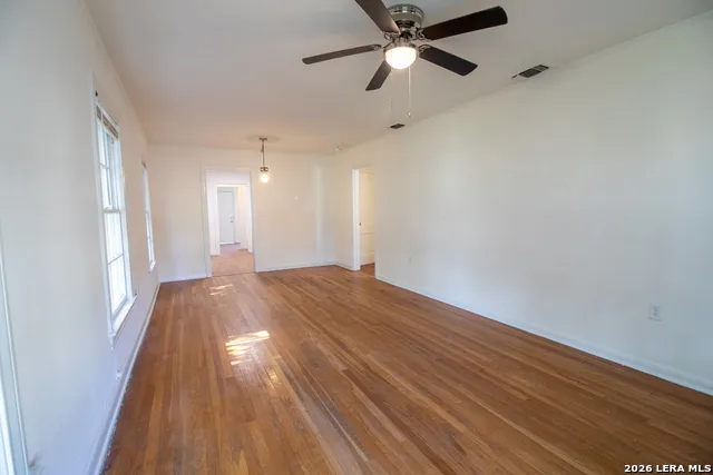 1235 Sims Ave San Antonio, TX 78225