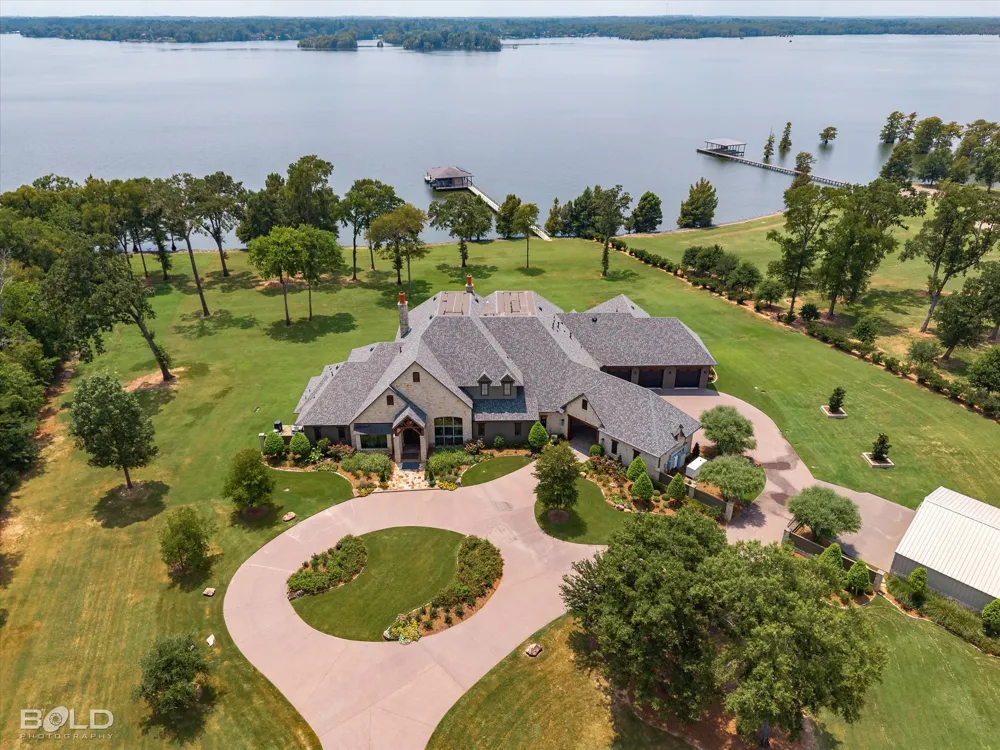 6731 Lakeshore Drive Shreveport, LA 71107
