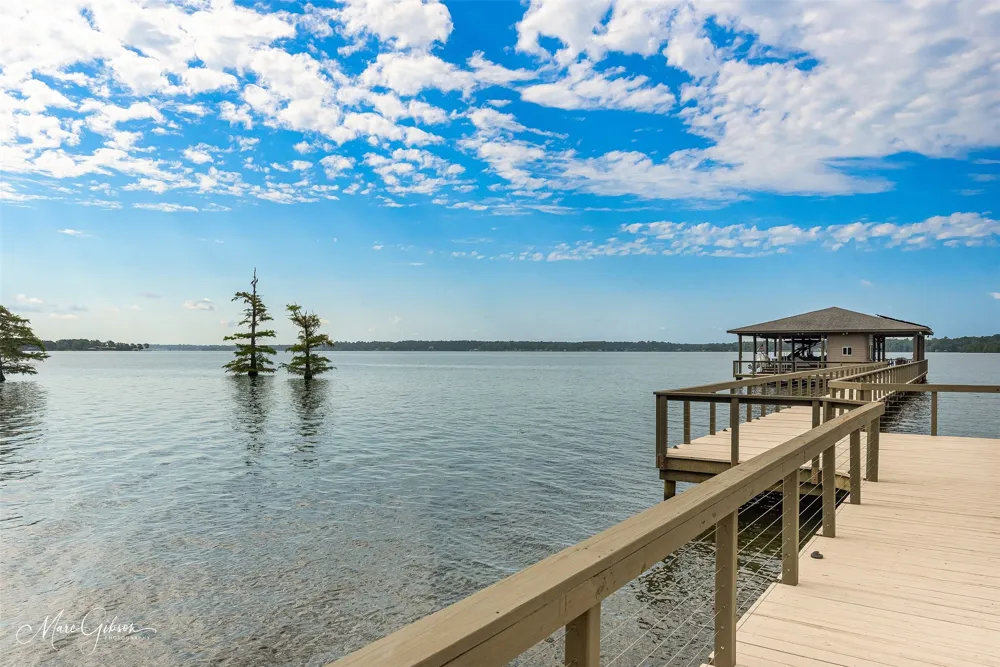 6731 Lakeshore Drive Shreveport, LA 71107