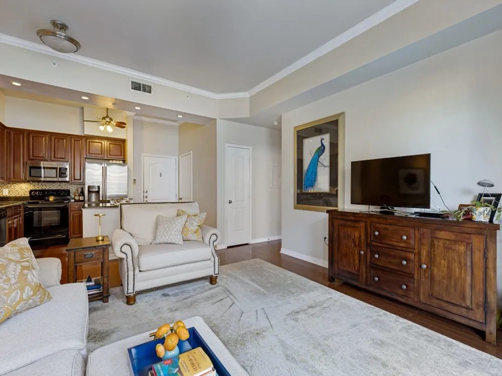 3225 Turtle Creek Boulevard #318 Dallas, TX 75219