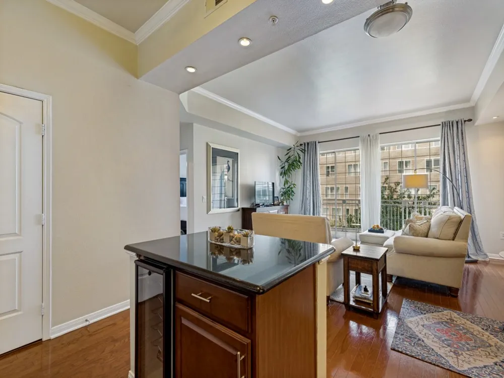 3225 Turtle Creek Boulevard #318 Dallas, TX 75219