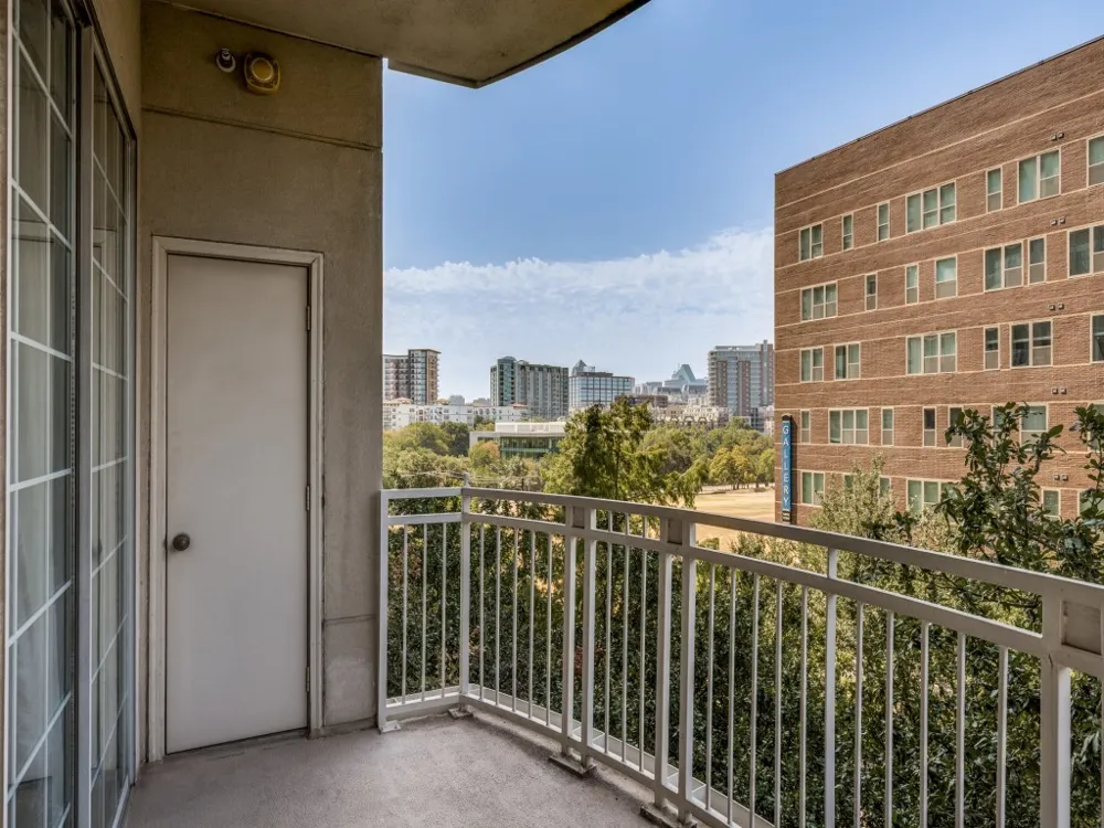 3225 Turtle Creek Boulevard #318 Dallas, TX 75219