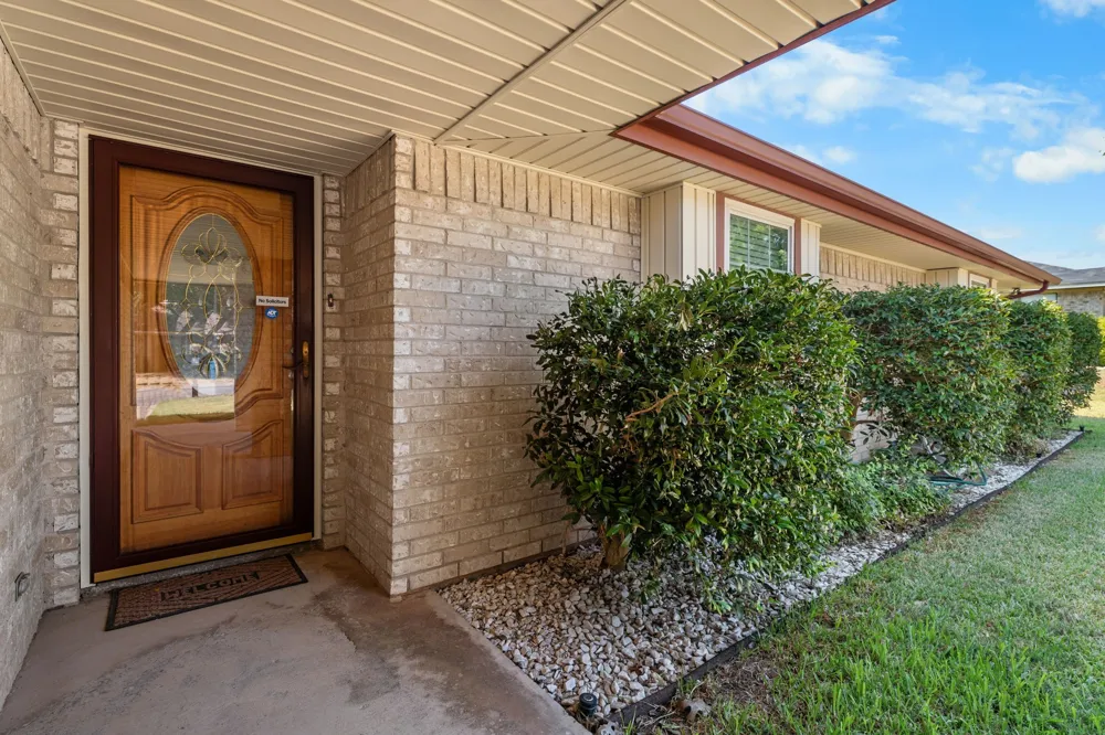 605 Angel Fire Drive Hewitt, TX 76643