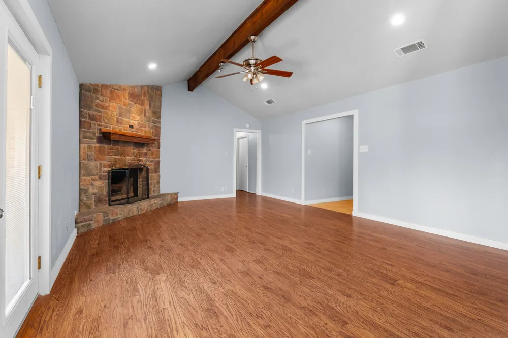 605 Angel Fire Drive Hewitt, TX 76643