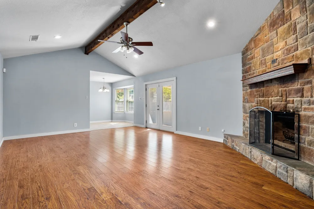605 Angel Fire Drive Hewitt, TX 76643