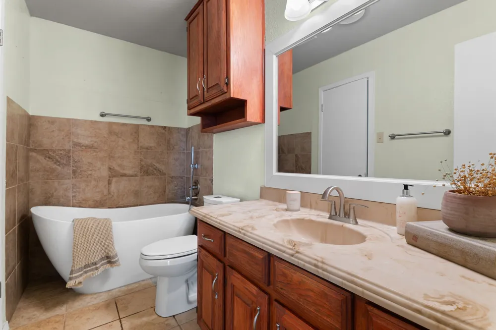 605 Angel Fire Drive Hewitt, TX 76643