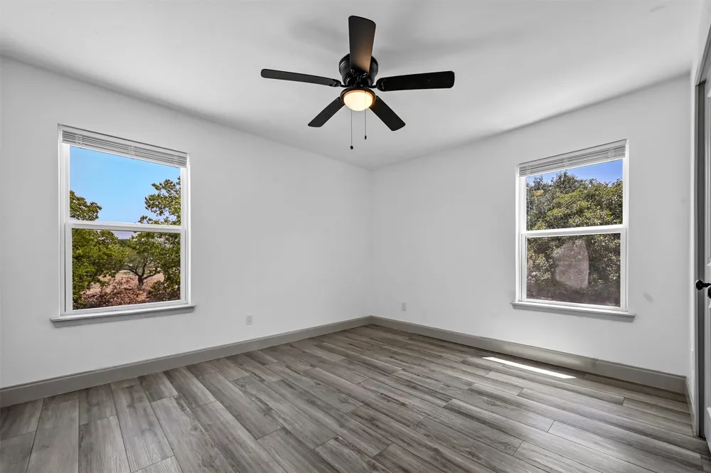 158 Lakeshore Drive Runaway Bay, TX 76426