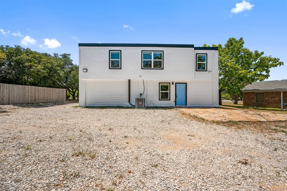 158 Lakeshore Drive Runaway Bay, TX 76426