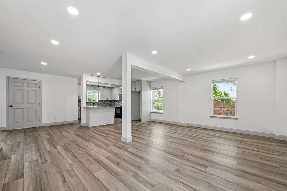 158 Lakeshore Drive Runaway Bay, TX 76426