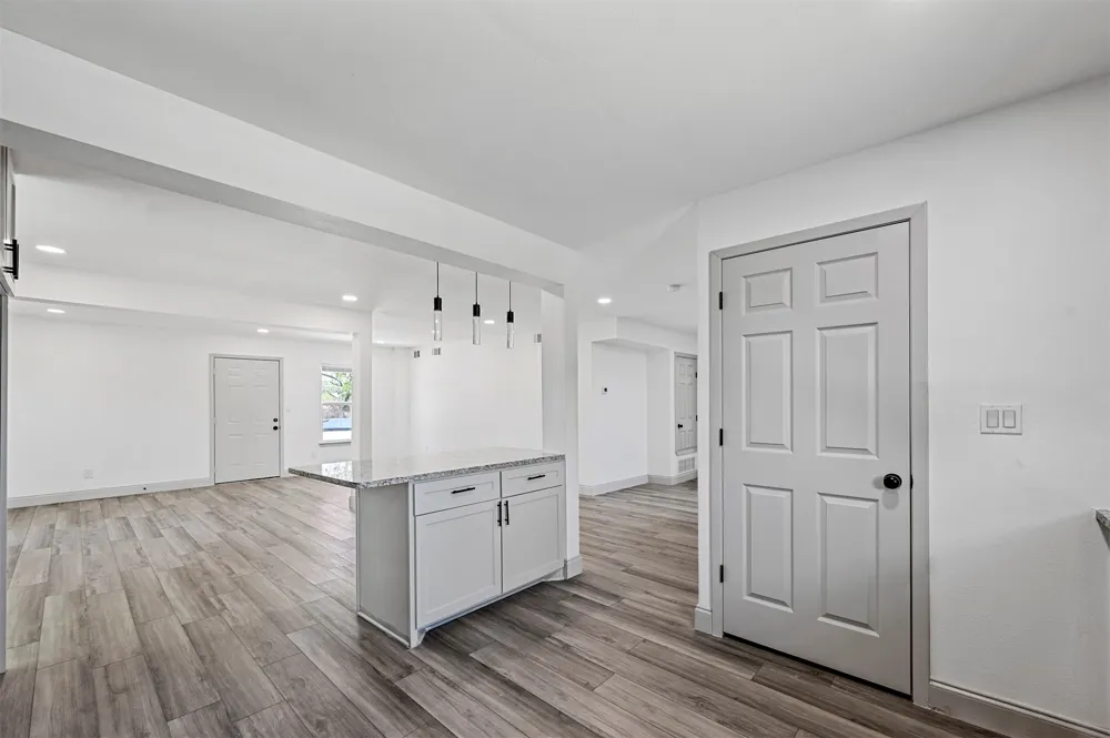 158 Lakeshore Drive Runaway Bay, TX 76426