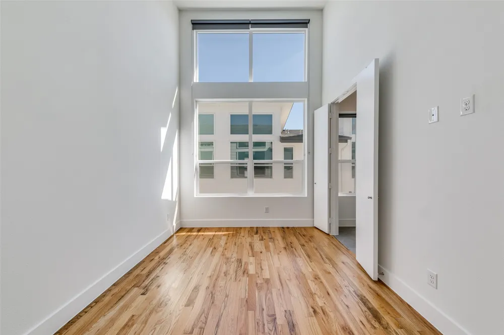 5927 Lindell Avenue #104 Dallas, TX 75206