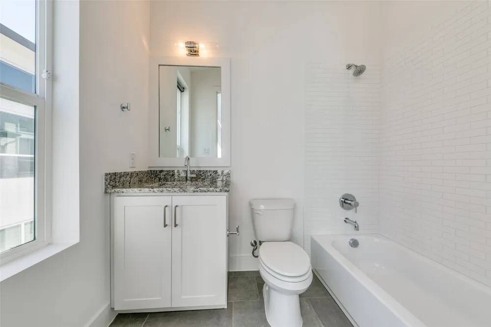 5927 Lindell Avenue #104 Dallas, TX 75206