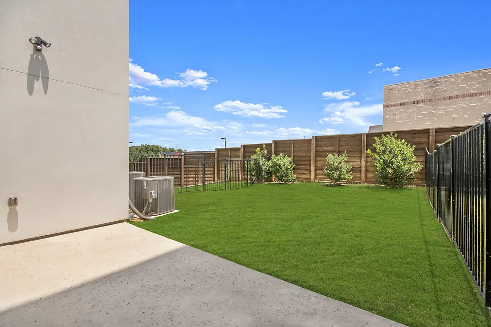 4944 Blaynes View The Colony, TX 75056