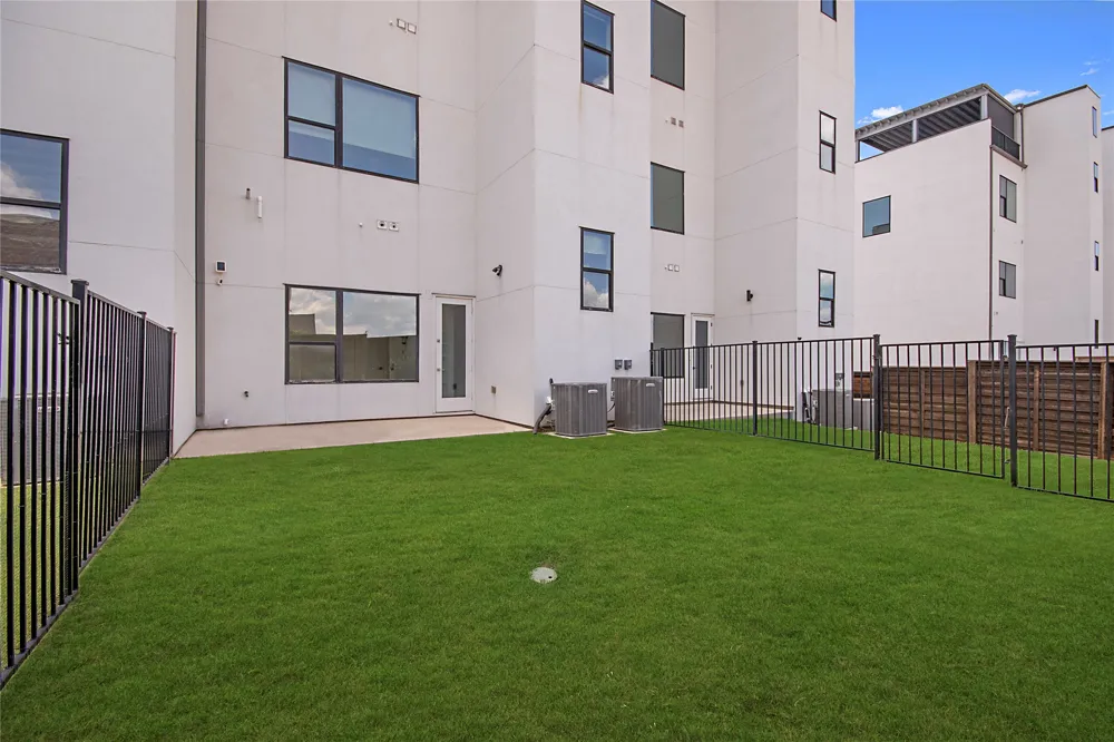 4944 Blaynes View The Colony, TX 75056