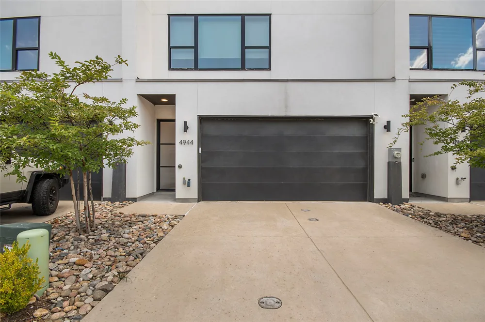 4944 Blaynes View The Colony, TX 75056