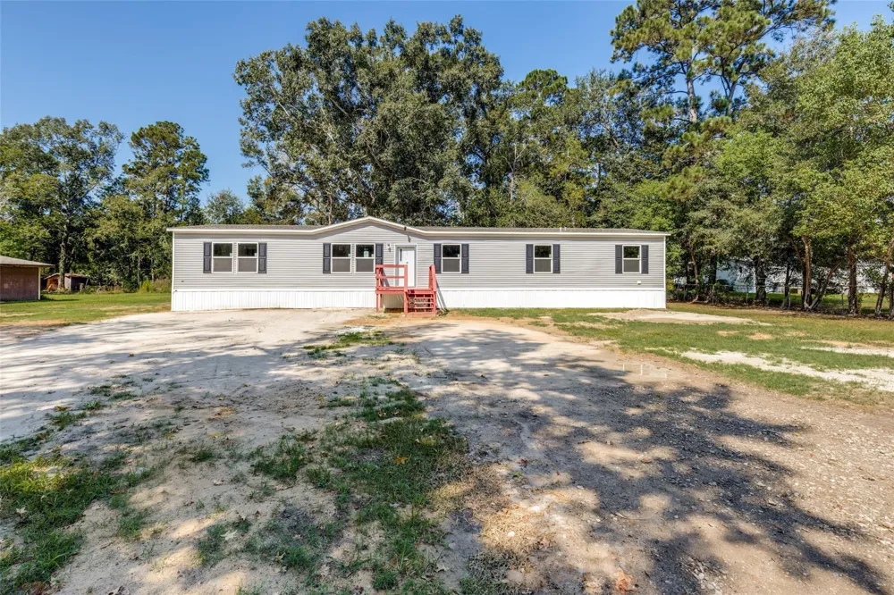 20006 Red Oaks South New Caney, TX 77357