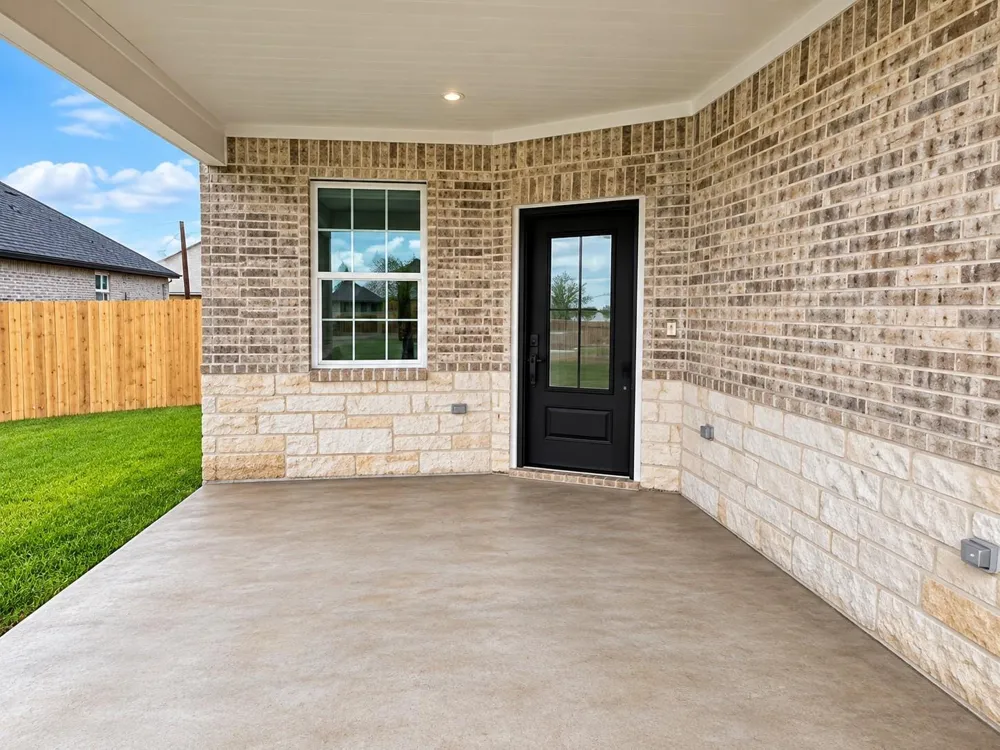 2958 Garzita Court Wharton, TX 77488