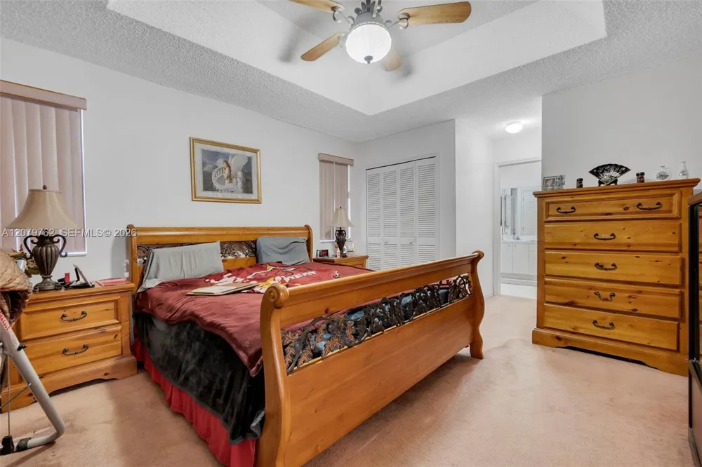 8554 SW 163rd Pl Miami, FL 33193
